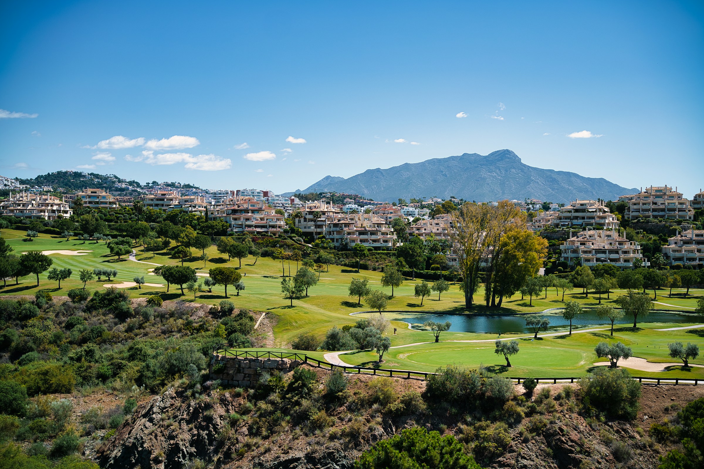 Nueva Andalucía — atmospheric view